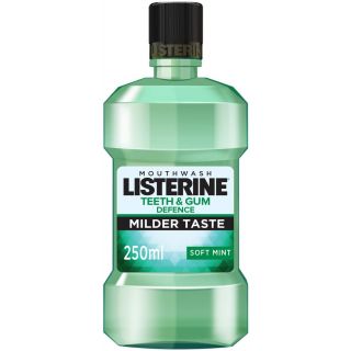 LISTERINE Mouthwash, Teeth & Gum Defence, Milder Taste, Soft Mint, 250ml
